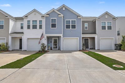 /international/us/256-blue-haw-drive-moncks-corner-sc-110107543710/