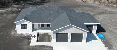/international/us/1009-george-court-effingham-ks-110106975764/