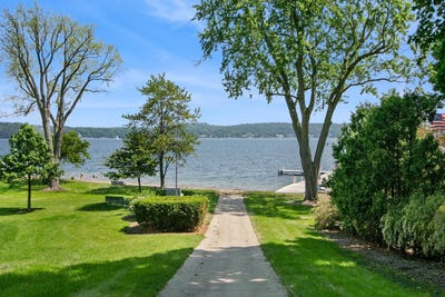 /international/us/539-highland-road-williams-bay-wi-110105288412/