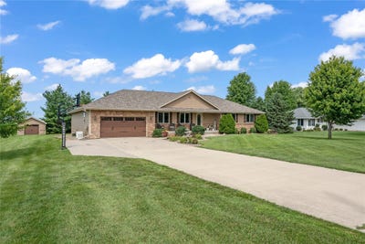 /international/us/904-pleasant-street-se-bondurant-ia-110100847281/