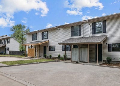 /international/us/1377-e-sequoyah-court-fayetteville-ar-110107053945/