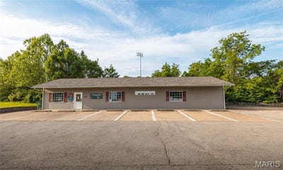 /international/us/404-e-highway-72-rolla-mo-110107830606/
