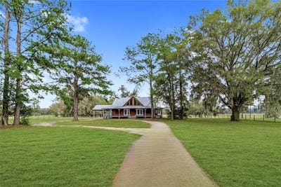 /international/us/8521-ne-150th-avenue-williston-fl-110097964865/