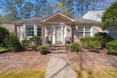 /international/us/85-forest-oaks-way-spartanburg-sc-110106619084/