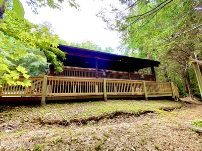 /international/us/150-poplar-rd-tellico-plains-tn-110098855606/