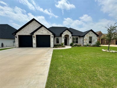/international/us/6611-pinehurst-drive-granbury-tx-110108497054/