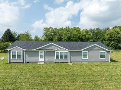 /international/us/5719-n-richmond-road-pierpont-oh-110108293846/