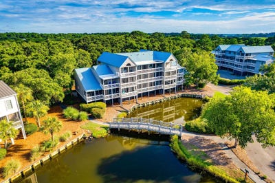 /international/us/2472-racquet-club-drive-seabrook-island-sc-110098337616/?lang=en
