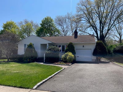 /international/us/20-gainsboro-syosset-ny-110108817555/
