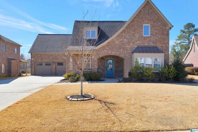 /international/us/5116-river-street-trussville-al-110104634653/