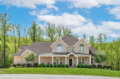 /international/us/1009-val-ter-court-forest-va-110107383982/