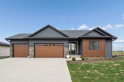 /international/us/1018-high-ridge-trail-solon-ia-110107276496/