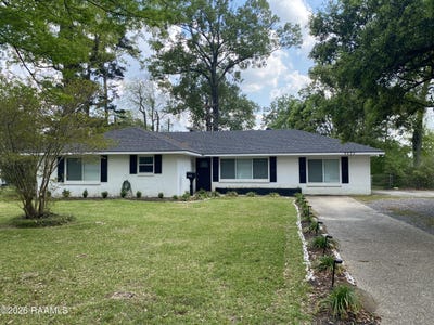 /international/us/9922-n-parkview-drive-baton-rouge-la-110107693307/