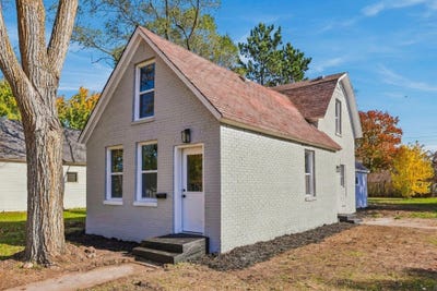 /international/us/317-5th-street-sw-little-falls-mn-110120771491/