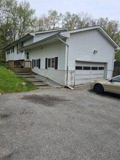 /international/us/128-crum-elbow-road-hyde-park-ny-110107746761/