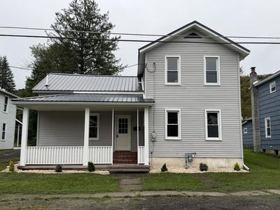 /international/us/120-morris-street-blossburg-pa-110110365949/