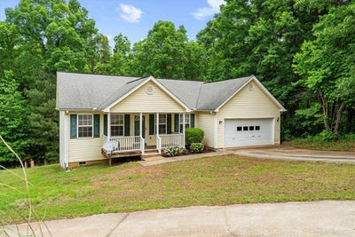 /international/us/11048-ferncliff-drive-seneca-sc-110107987943/
