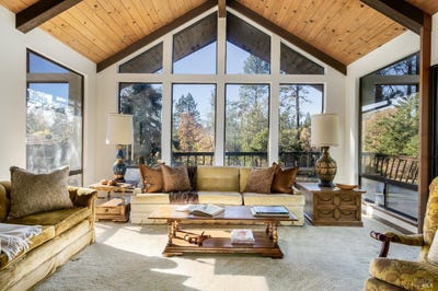 /international/us/1045-summit-lake-drive-angwin-ca-110108380832/
