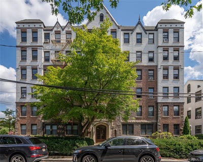 /international/us/100-parkway-road-bronxville-ny-110119608545/