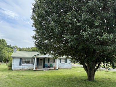 /international/us/298-west-hwy-1376-east-bernstadt-ky-110100998273/