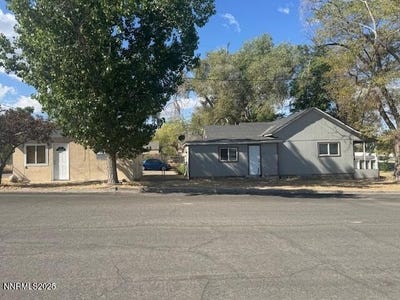 /international/us/103-w-haskell-street-winnemucca-nv-110101112229/