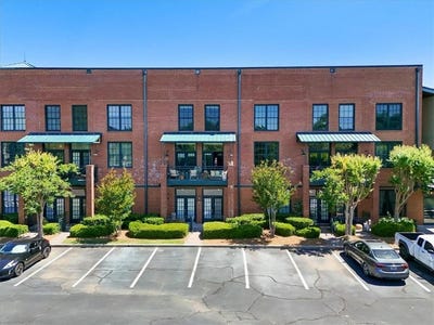 /international/us/1725-liberty-lane-roswell-ga-110108124595/