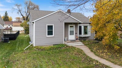 /international/us/813-6th-street-s-virginia-mn-110103307374/