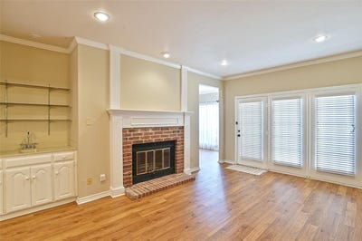 /international/us/148-cobblestone-row-denton-tx-110099963845/