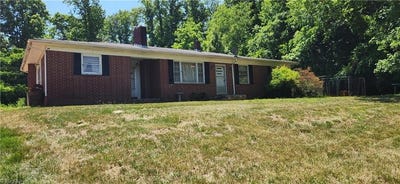/international/us/1475-draco-road-lenoir-nc-110108121584/