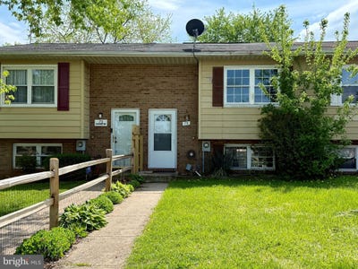 /international/us/75-grand-drive-taneytown-md-110107458614/