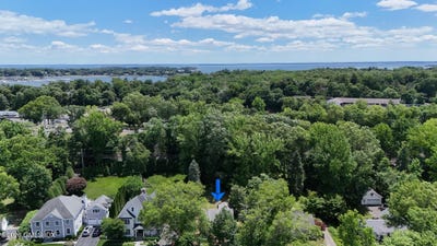 /international/us/25-circle-drive-greenwich-ct-110108920403/