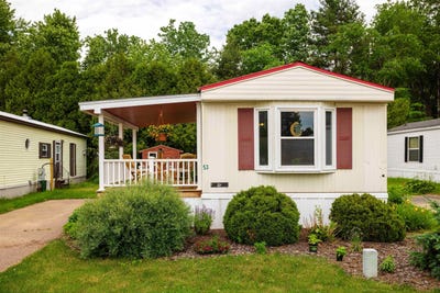 /international/us/53-north-street-colchester-vt-110109135664/