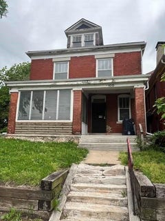 /international/us/1010-brooklyn-avenue-kansas-city-mo-110105939078/