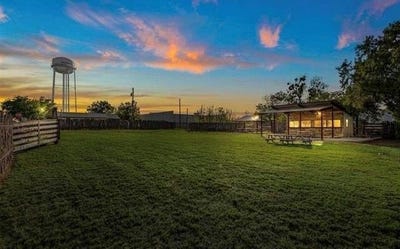 /international/us/305-sycamore-archer-city-tx-110097113294/