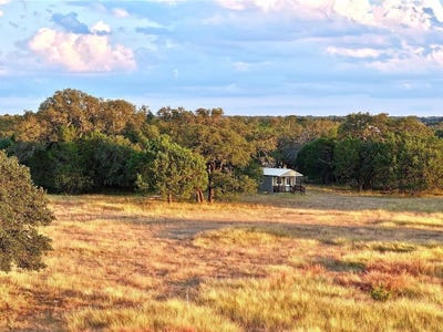 /international/us/119-county-road-107-lampasas-tx-110120113850/