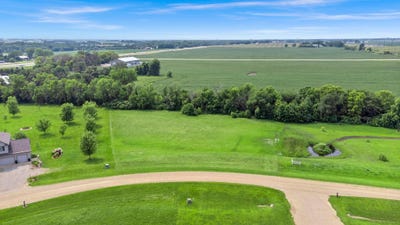 /international/us/108th-circle-glencoe-mn-110109810195/