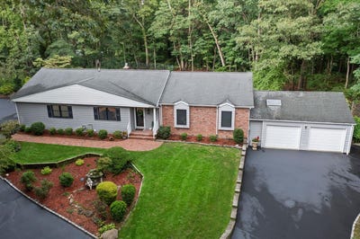 /international/us/79-brookhill-lane-huntington-ny-110099072101/?lang=en