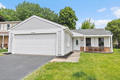 /international/us/1000-woodside-drive-roselle-il-110108363400/