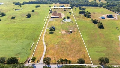 /international/us/838-county-road-2121-gainesville-tx-110101143541/