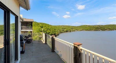 /international/us/182-bluff-boulevard-camdenton-mo-110107552213/