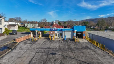 /international/us/425-east-main-street-wytheville-va-110091050191/