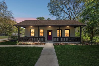/international/us/401-rivers-st-smithville-tx-110120465557/