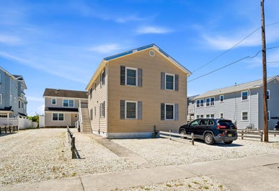 /international/us/120-93rd-street-sea-isle-city-nj-110108439369/