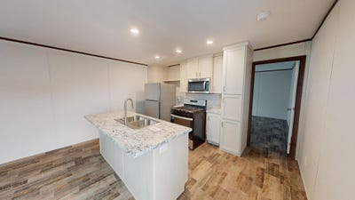 /international/us/2302-milton-avenue-lot-28-albert-lea-mn-110108446248/