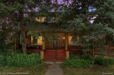 /international/us/115-moss-street-highland-park-mi-110109991797/