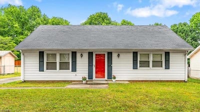 /international/us/4704-cabot-drive-greensboro-nc-110108480492/