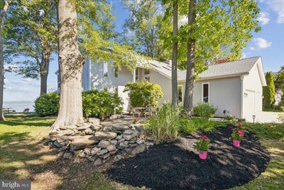 /international/us/702-bayside-dr-stevensville-md-110108255448/