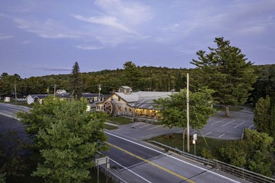 /international/us/2888-ny-28-old-forge-ny-110102287540/