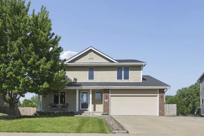 /international/us/926-8th-avenue-nw-altoona-ia-110108139093/