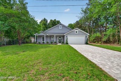 /international/us/464-e-shuey-avenue-macclenny-fl-110105217451/